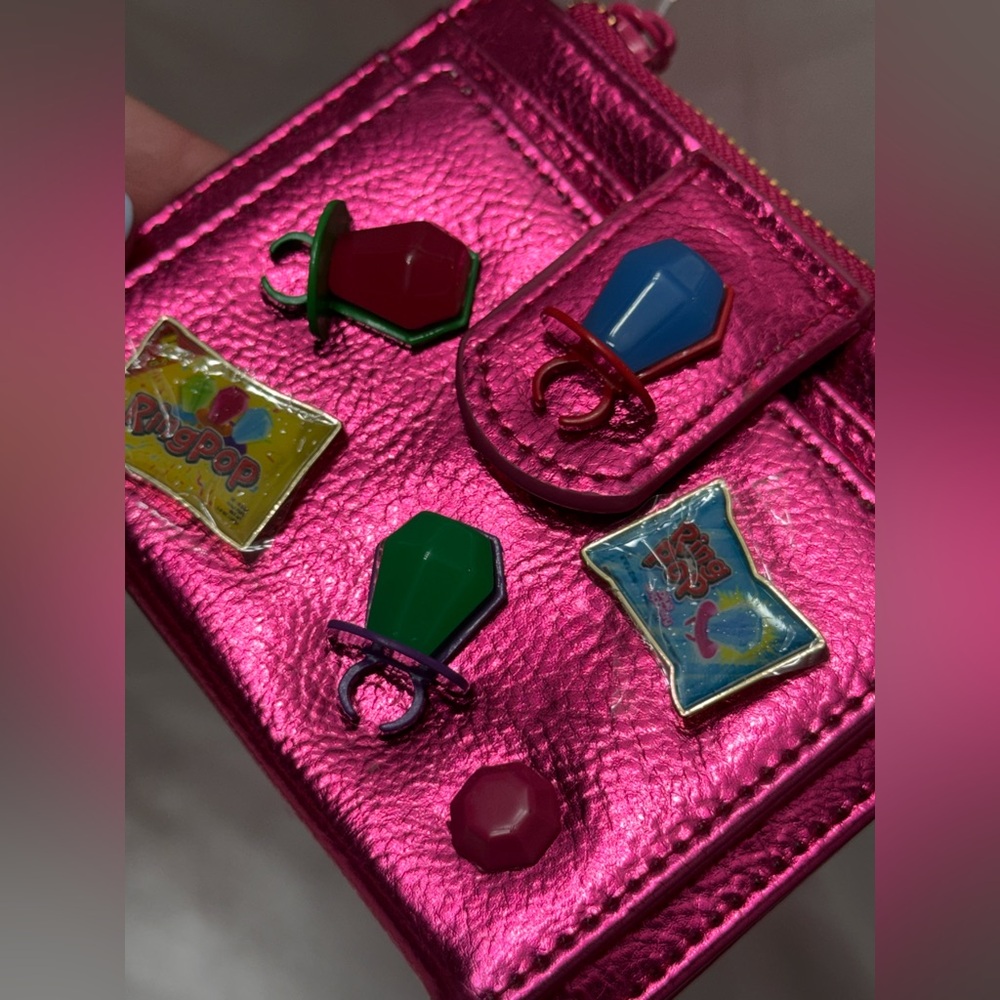 NWT Betsey Johnson x Ring Pop Limited Edition Fuschia Candy wallet - Picture 5 of 7